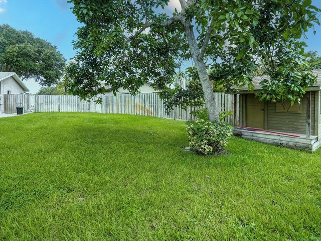 5700 SW 115TH Avenue, Cooper City, FL 33330