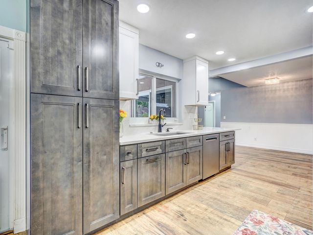 5700 SW 115TH Avenue, Cooper City, FL 33330
