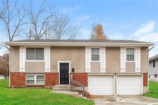 6302 E 140th Terrace, Grandview, MO 64030
