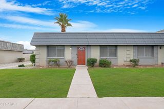 2042 W ELM Street, Phoenix, AZ 85015
