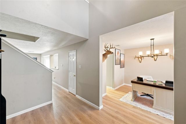 217 Fox Springs Court, Dickinson, TX 77539