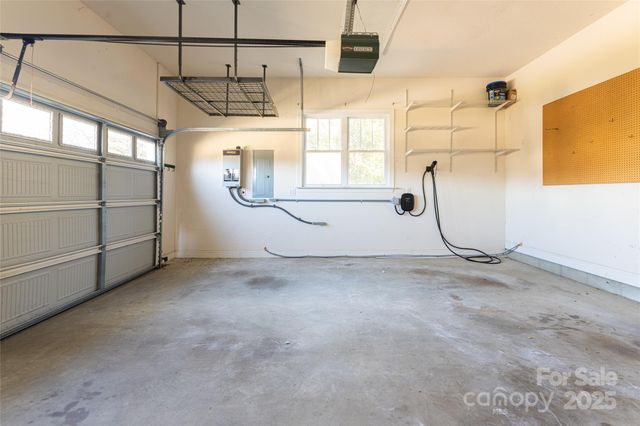 32 White Fox Drive, Fletcher, NC 28732