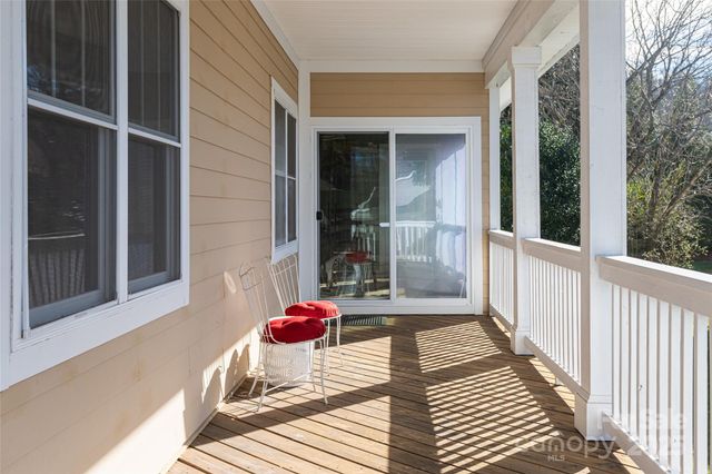 32 White Fox Drive, Fletcher, NC 28732