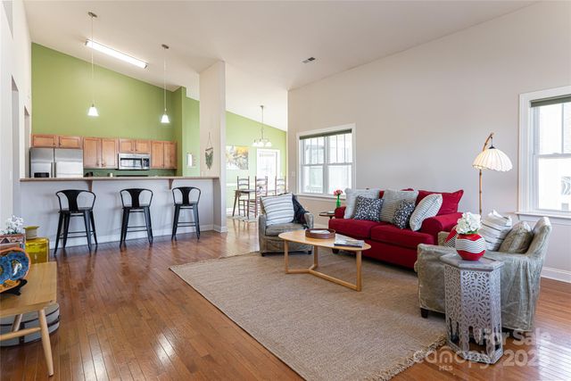 32 White Fox Drive, Fletcher, NC 28732