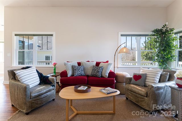 32 White Fox Drive, Fletcher, NC 28732