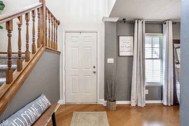 11209 Autumn Harvest Drive, Fishers, IN 46038