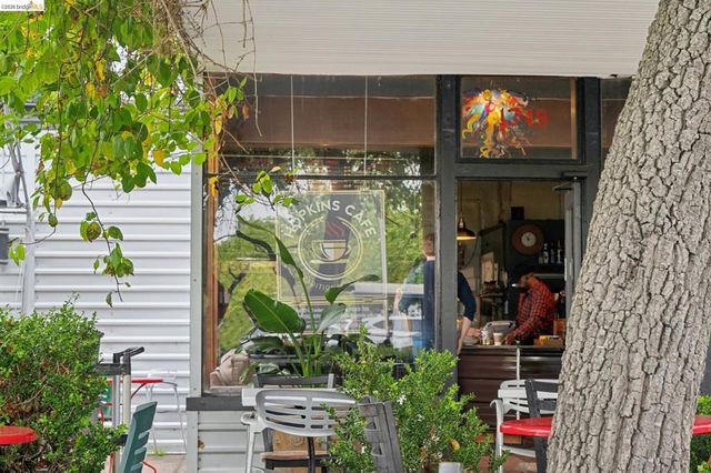 1515 Hopkins St 5, Berkeley, CA 94707