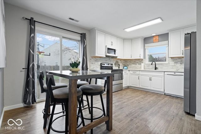 10362 Cedar Drive, Fishers, IN 46037