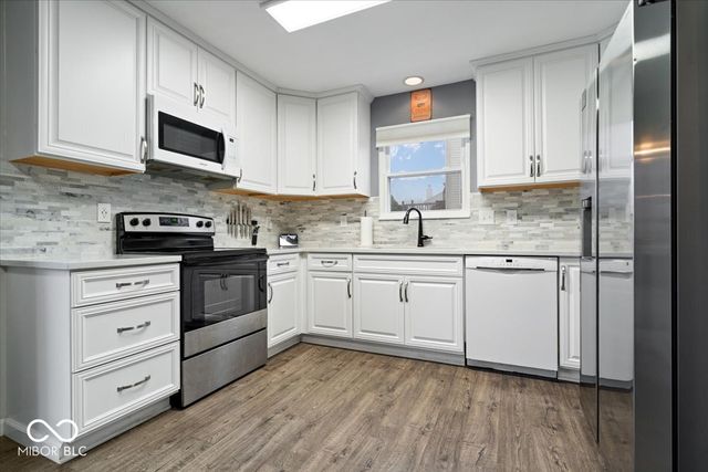 10362 Cedar Drive, Fishers, IN 46037