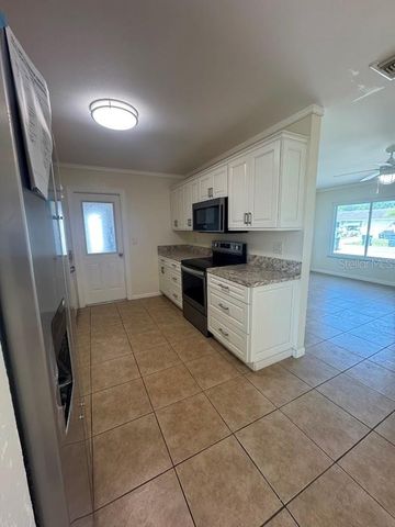 2422 ROXBURY CIRCLE, North Port, FL 34287