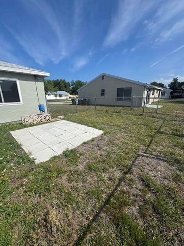 2422 ROXBURY CIRCLE, North Port, FL 34287