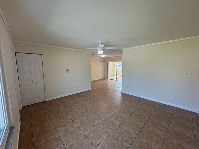 2422 ROXBURY CIRCLE, North Port, FL 34287