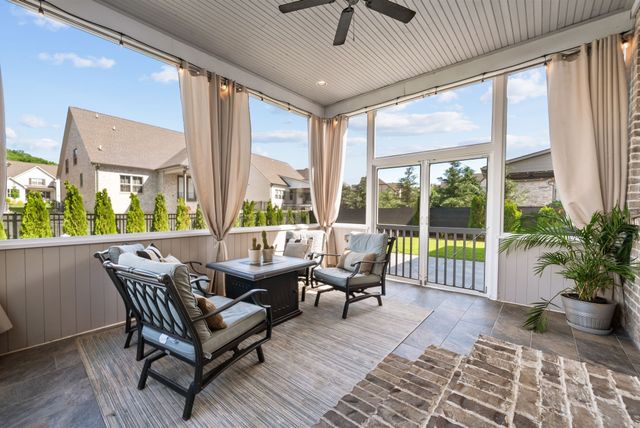 1708 Sorrell Park Dr, Spring Hill, TN 37174