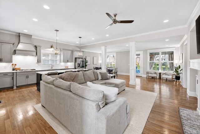 1708 Sorrell Park Dr, Spring Hill, TN 37174