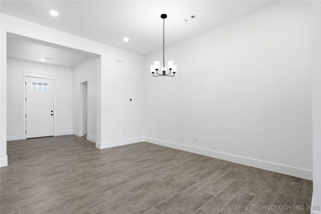 2045 E 130th Street S, Jenks, OK 74037