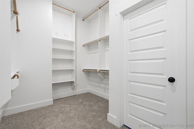 2045 E 130th Street S, Jenks, OK 74037