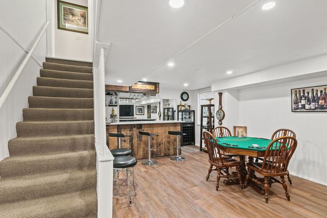 573 Shorely Drive, Barrington, IL 60010