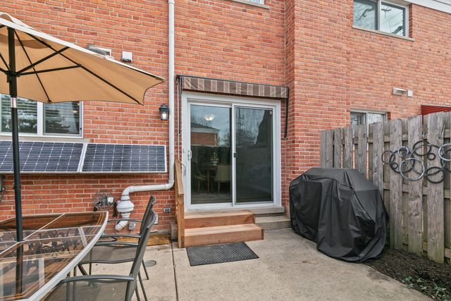 573 Shorely Drive, Barrington, IL 60010