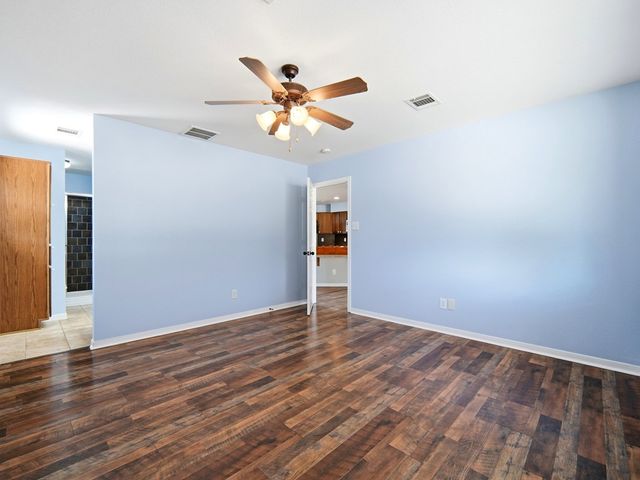 342 Chipman Court, Bandera, TX 78003
