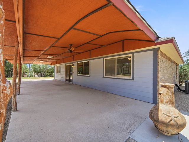 342 Chipman Court, Bandera, TX 78003