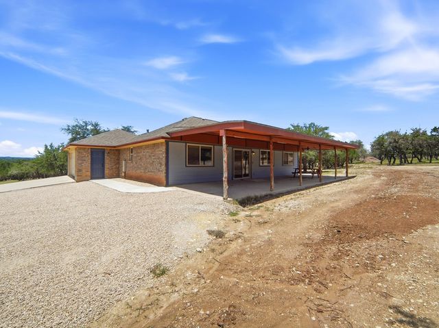 342 Chipman Court, Bandera, TX 78003