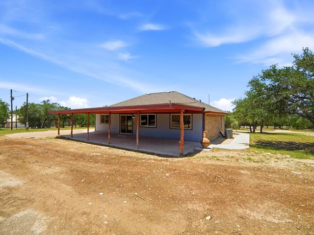 342 Chipman Court, Bandera, TX 78003