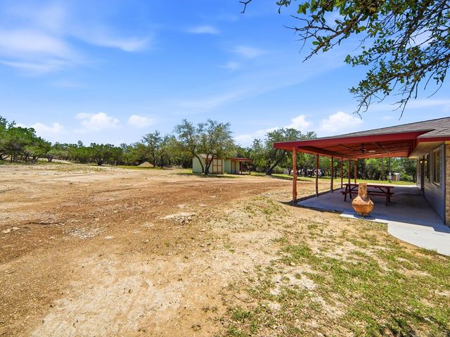 342 Chipman Court, Bandera, TX 78003