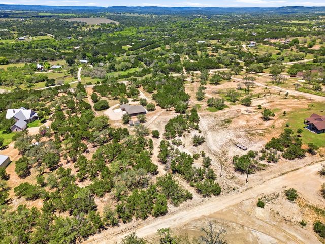 342 Chipman Court, Bandera, TX 78003