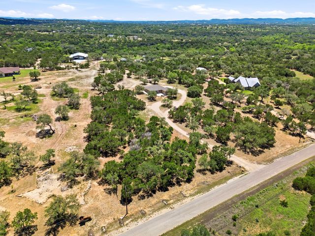 342 Chipman Court, Bandera, TX 78003