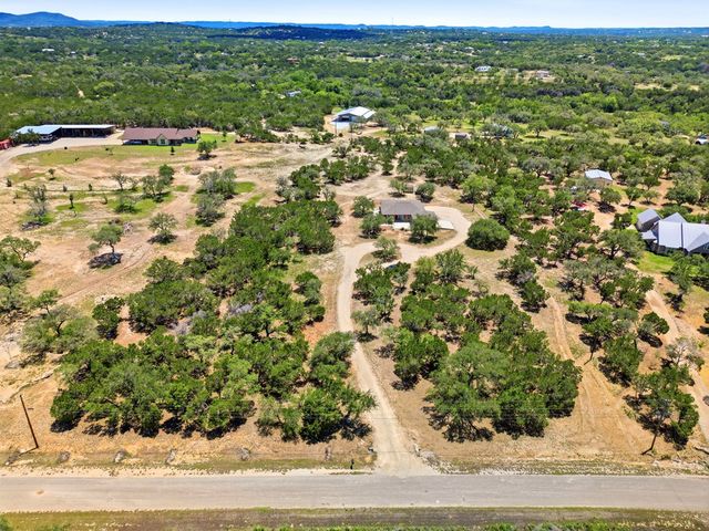 342 Chipman Court, Bandera, TX 78003
