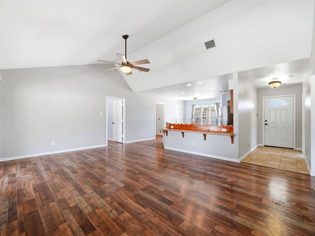 342 Chipman Court, Bandera, TX 78003