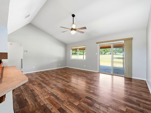 342 Chipman Court, Bandera, TX 78003
