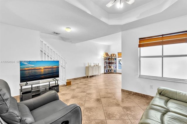 4978 White Mangrove Way E, Dania Beach, FL 33312