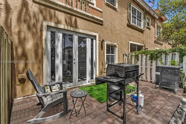 4978 White Mangrove Way E, Dania Beach, FL 33312