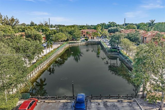 4978 White Mangrove Way E, Dania Beach, FL 33312