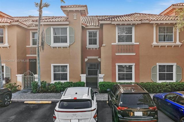 4978 White Mangrove Way E, Dania Beach, FL 33312
