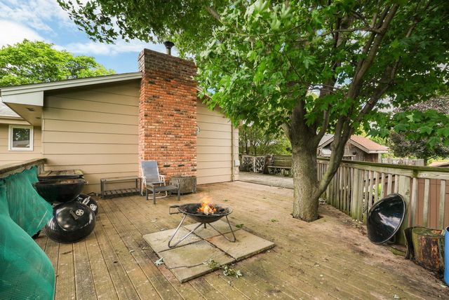 4018 Shamrock Drive NE, Saint Anthony, MN 55421