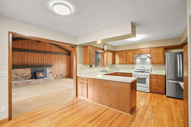 4018 Shamrock Drive NE, Saint Anthony, MN 55421