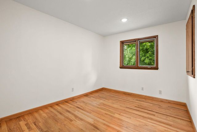 4018 Shamrock Drive NE, Saint Anthony, MN 55421