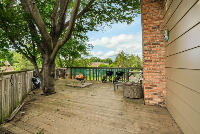 4018 Shamrock Drive NE, Saint Anthony, MN 55421