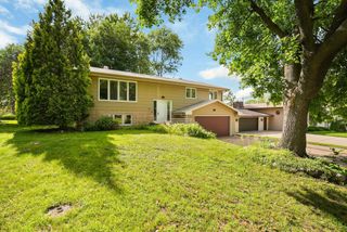 4018 Shamrock Drive NE, Saint Anthony, MN 55421