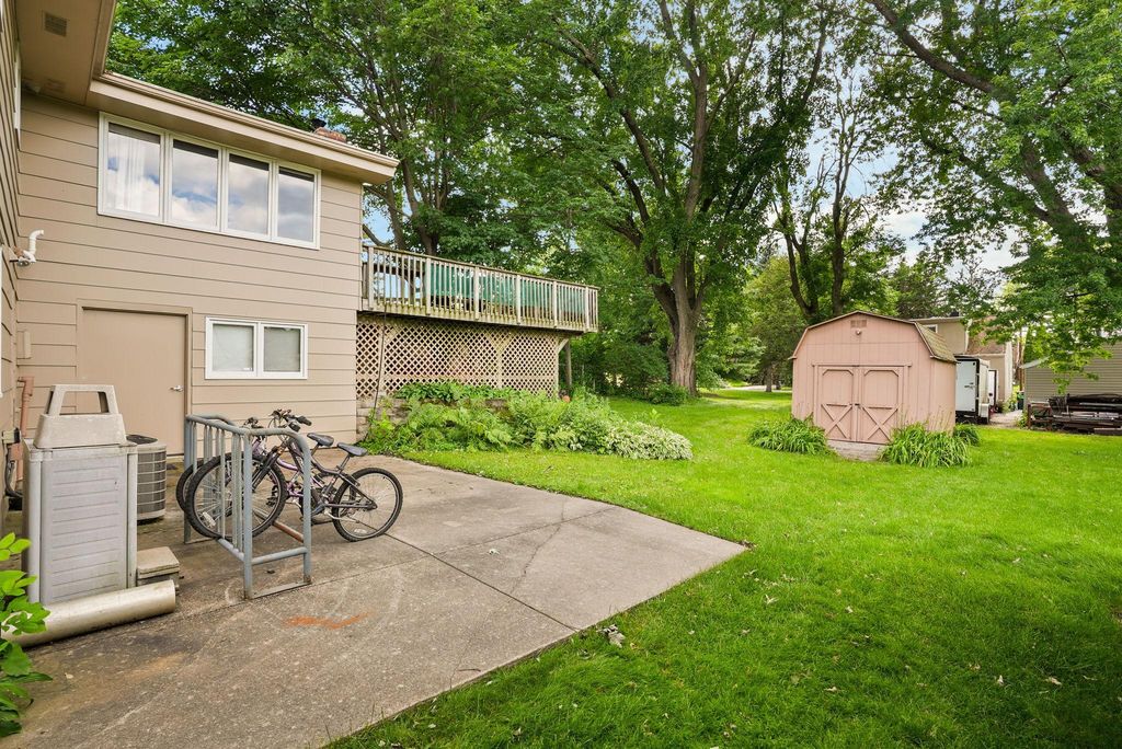 4018 Shamrock Drive NE, Saint Anthony, MN 55421 — photo 5