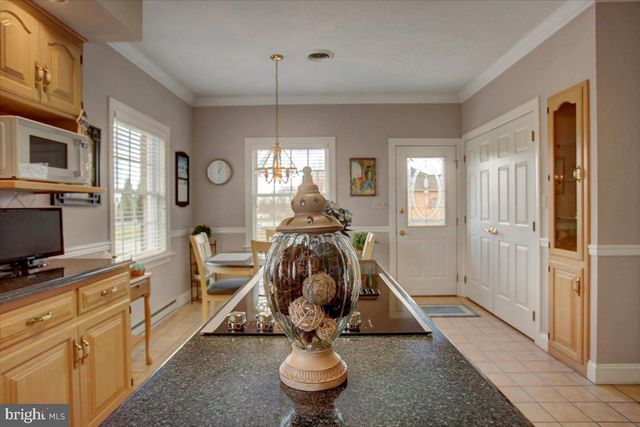 84 MONROE DRIVE, Chambersburg, PA 17201