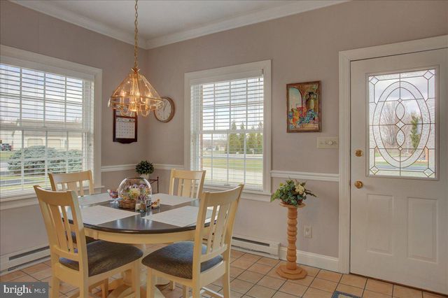 84 MONROE DRIVE, Chambersburg, PA 17201