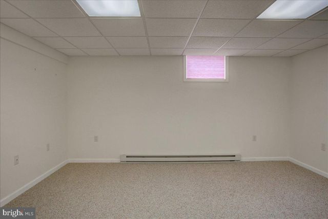 84 MONROE DRIVE, Chambersburg, PA 17201