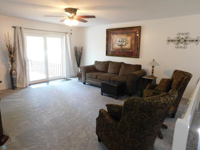 2524 25th Avenue S, Fargo, ND 58103
