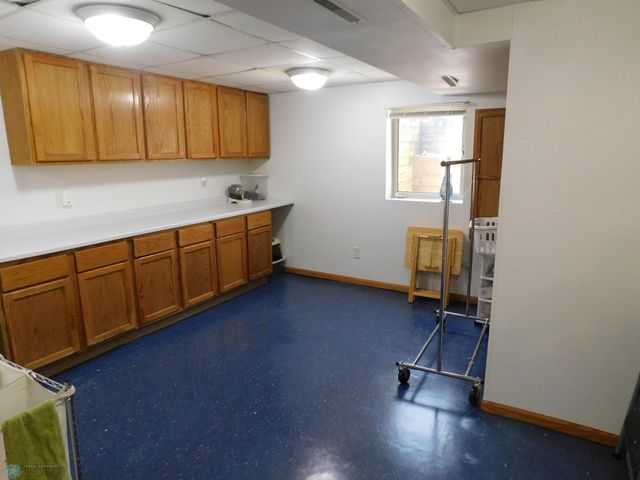 2524 25th Avenue S, Fargo, ND 58103