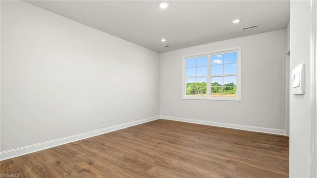 311 Sefton Drive, Jamestown, NC 27282