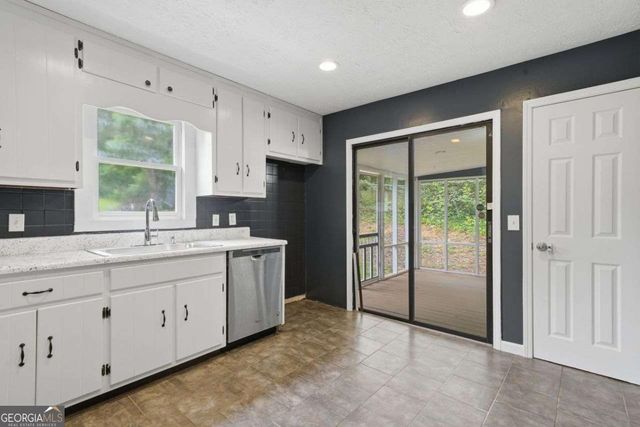 1539 Sir Galahad Drive SW, Marietta, GA 30008