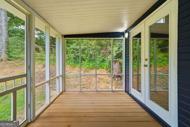 1539 Sir Galahad Drive SW, Marietta, GA 30008